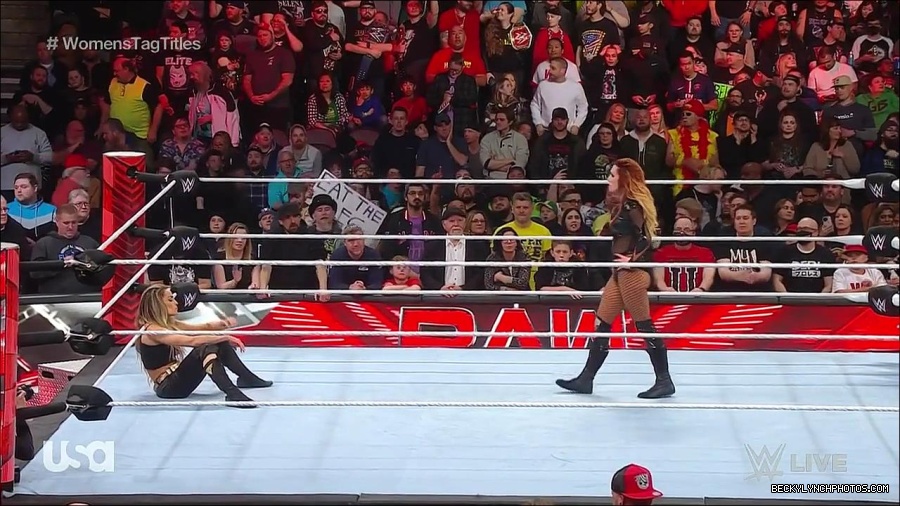 WWE_Monday_Night_Raw_2023_04_10_720p_HDTV_x264-NWCHD_mp4_002923408.jpg
