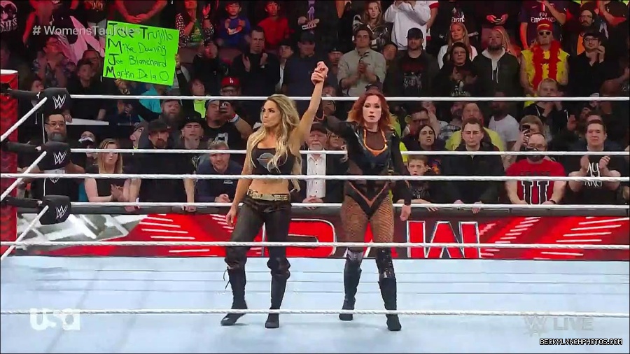 WWE_Monday_Night_Raw_2023_04_10_720p_HDTV_x264-NWCHD_mp4_002935420.jpg