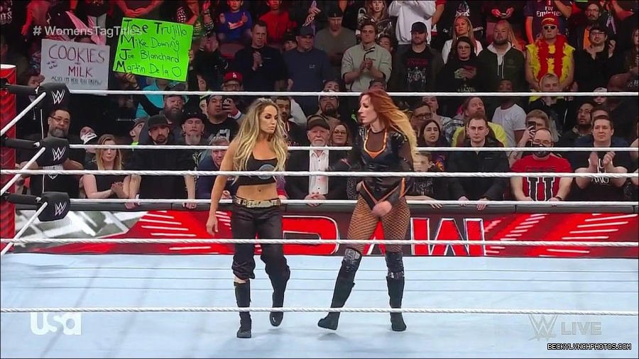 WWE_Monday_Night_Raw_2023_04_10_720p_HDTV_x264-NWCHD_mp4_002936220.jpg