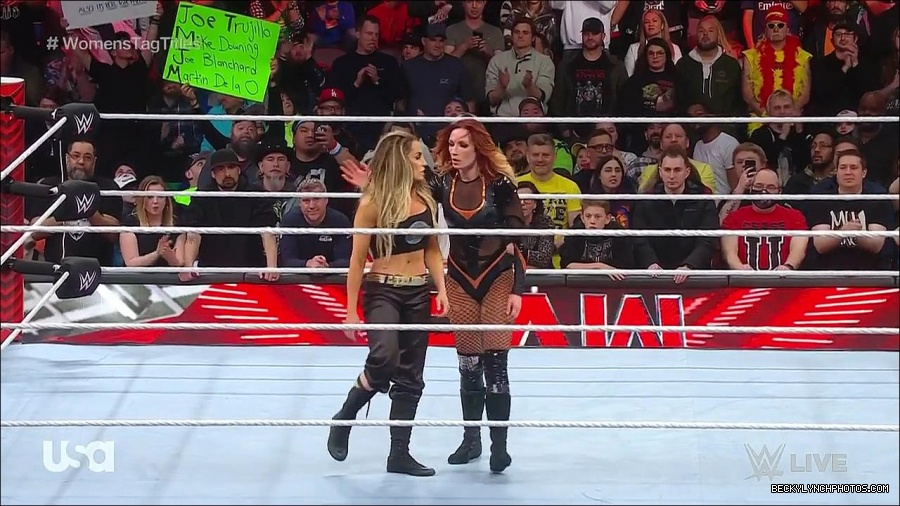 WWE_Monday_Night_Raw_2023_04_10_720p_HDTV_x264-NWCHD_mp4_002937021.jpg