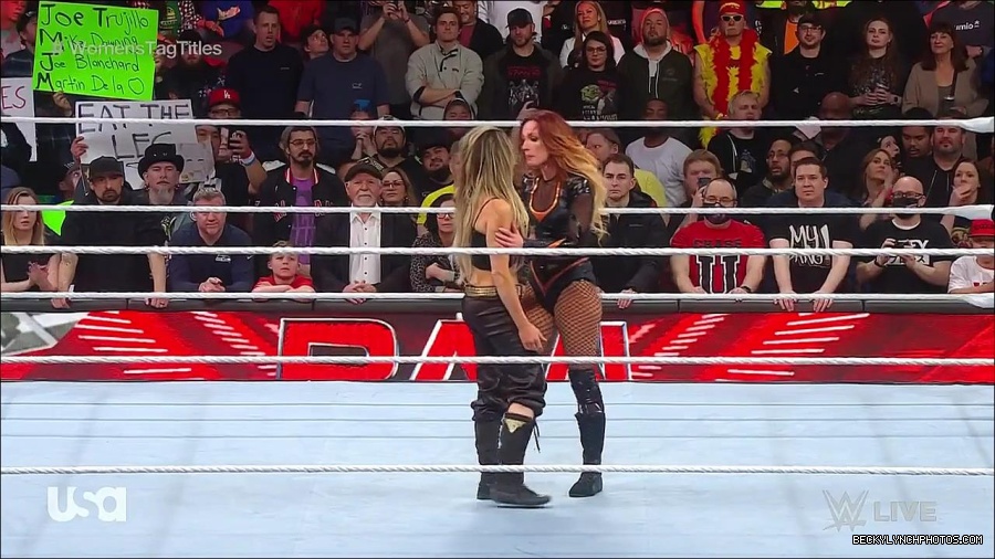 WWE_Monday_Night_Raw_2023_04_10_720p_HDTV_x264-NWCHD_mp4_002942627.jpg
