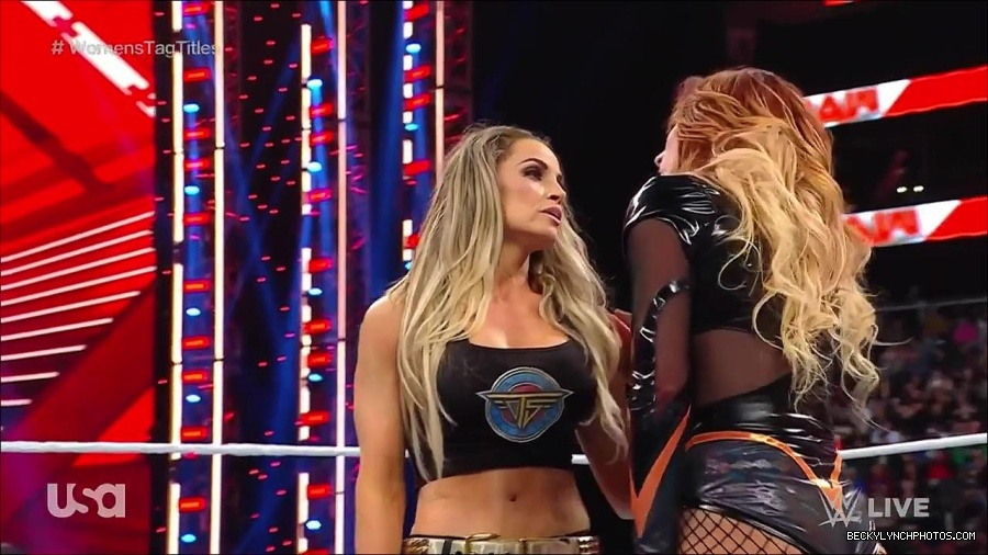 WWE_Monday_Night_Raw_2023_04_10_720p_HDTV_x264-NWCHD_mp4_002947031.jpg