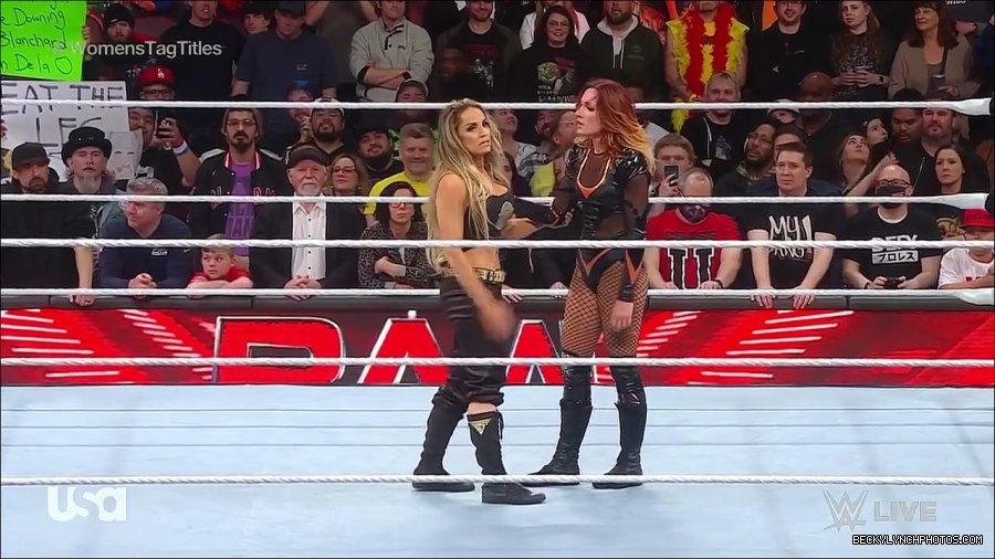 WWE_Monday_Night_Raw_2023_04_10_720p_HDTV_x264-NWCHD_mp4_002948232.jpg