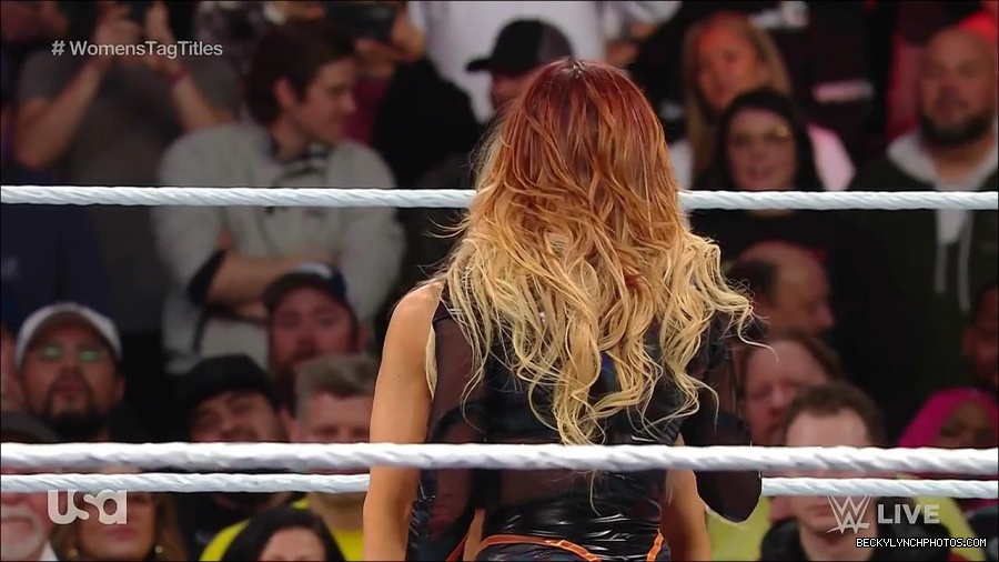 WWE_Monday_Night_Raw_2023_04_10_720p_HDTV_x264-NWCHD_mp4_002953838.jpg