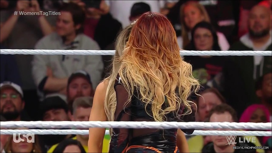 WWE_Monday_Night_Raw_2023_04_10_720p_HDTV_x264-NWCHD_mp4_002955039.jpg