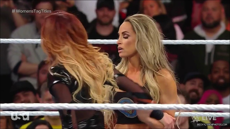 WWE_Monday_Night_Raw_2023_04_10_720p_HDTV_x264-NWCHD_mp4_002956240.jpg