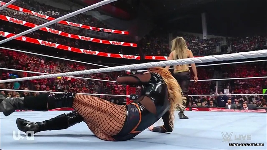 WWE_Monday_Night_Raw_2023_04_10_720p_HDTV_x264-NWCHD_mp4_002963848.jpg