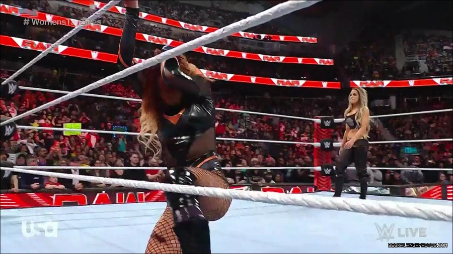 WWE_Monday_Night_Raw_2023_04_10_720p_HDTV_x264-NWCHD_mp4_002967051.jpg
