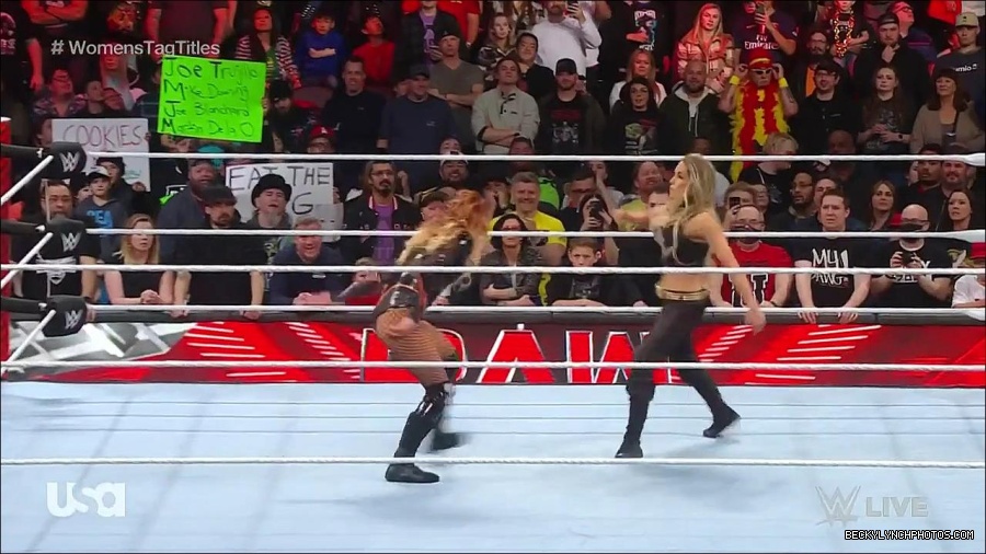 WWE_Monday_Night_Raw_2023_04_10_720p_HDTV_x264-NWCHD_mp4_002974659.jpg