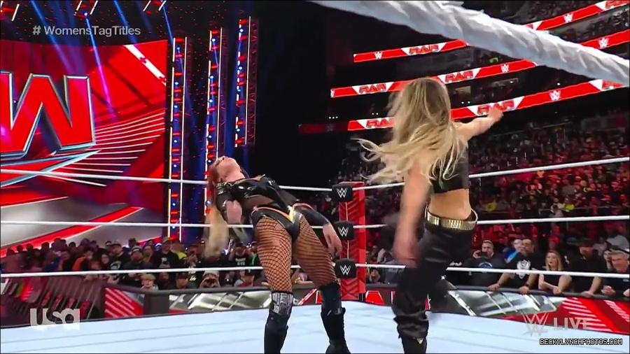 WWE_Monday_Night_Raw_2023_04_10_720p_HDTV_x264-NWCHD_mp4_002975460.jpg