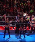 WWE_Monday_Night_Raw_2023_04_10_720p_HDTV_x264-NWCHD_mp4_002099685.jpg