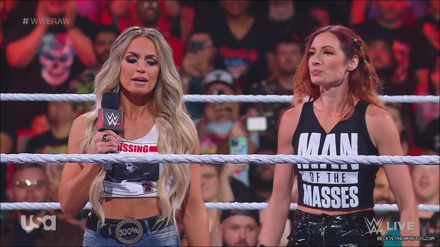 WWE_Monday_Night_Raw_2023_05_08_720p_HDTV_x264-NWCHD_mp4_005368917.jpg