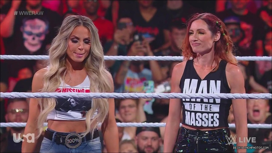 WWE_Monday_Night_Raw_2023_05_08_720p_HDTV_x264-NWCHD_mp4_005373722.jpg