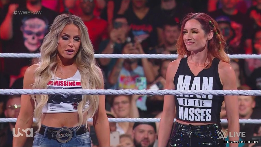 WWE_Monday_Night_Raw_2023_05_08_720p_HDTV_x264-NWCHD_mp4_005374523.jpg