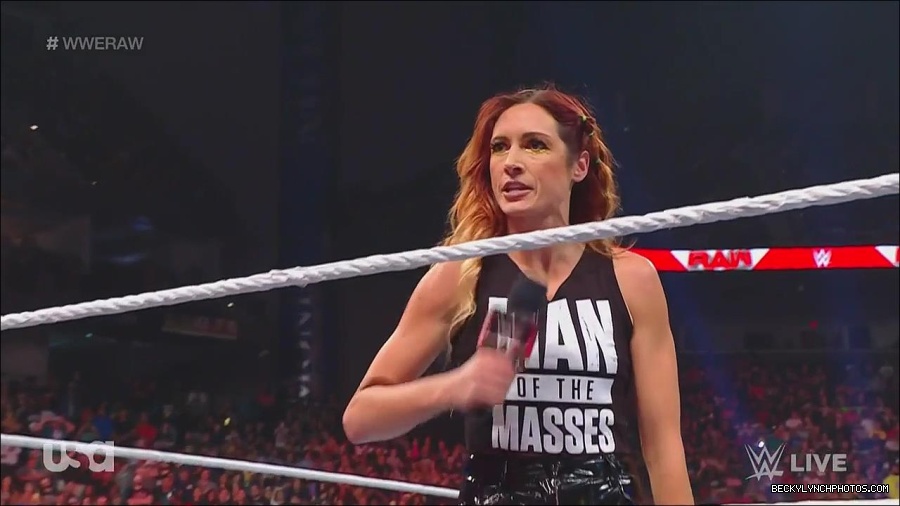 WWE_Monday_Night_Raw_2023_05_08_720p_HDTV_x264-NWCHD_mp4_005419368.jpg