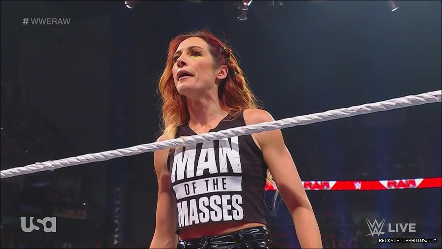WWE_Monday_Night_Raw_2023_05_08_720p_HDTV_x264-NWCHD_mp4_005430579.jpg