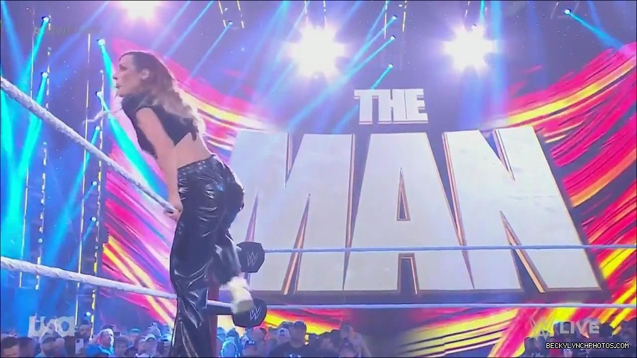 WWE_Monday_Night_Raw_2023_05_15_720p_HDTV_x264-NWCHD_mp4_003105256.jpg