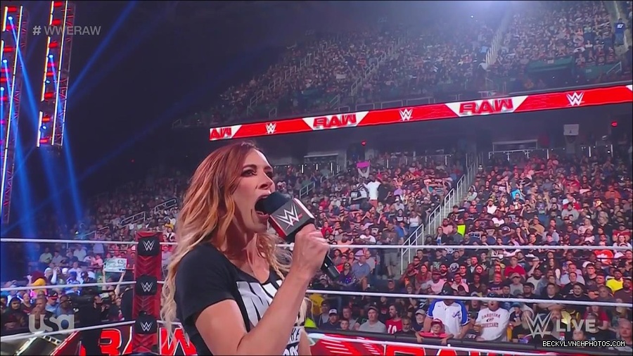 WWE_Monday_Night_Raw_2023_05_15_720p_HDTV_x264-NWCHD_mp4_003191142.jpg