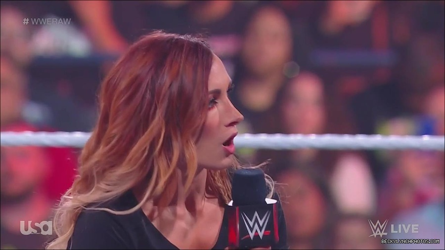 WWE_Monday_Night_Raw_2023_05_15_720p_HDTV_x264-NWCHD_mp4_003208759.jpg