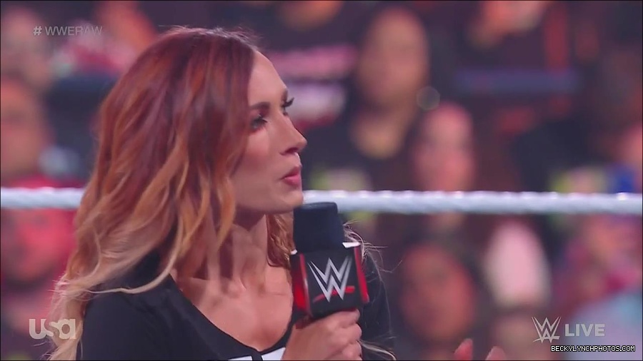 WWE_Monday_Night_Raw_2023_05_15_720p_HDTV_x264-NWCHD_mp4_003209160.jpg