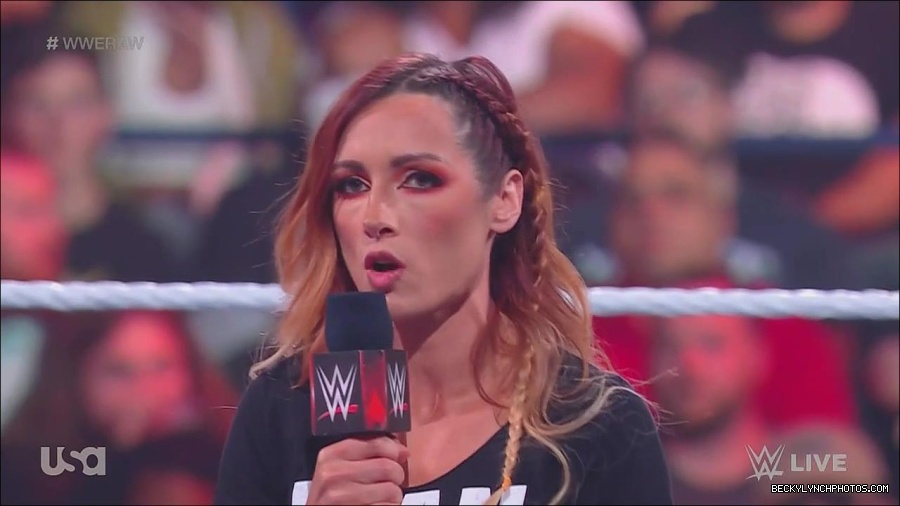 WWE_Monday_Night_Raw_2023_05_15_720p_HDTV_x264-NWCHD_mp4_003211562.jpg