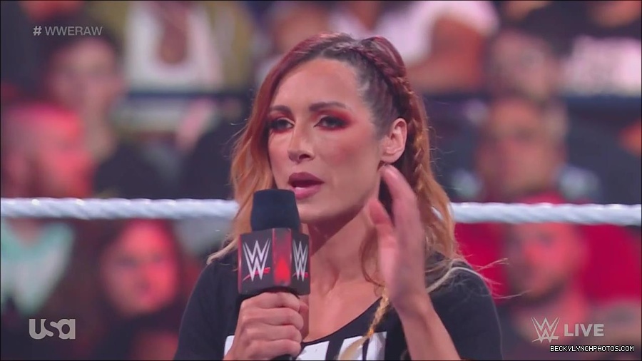 WWE_Monday_Night_Raw_2023_05_15_720p_HDTV_x264-NWCHD_mp4_003211963.jpg