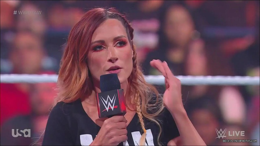 WWE_Monday_Night_Raw_2023_05_15_720p_HDTV_x264-NWCHD_mp4_003218369.jpg