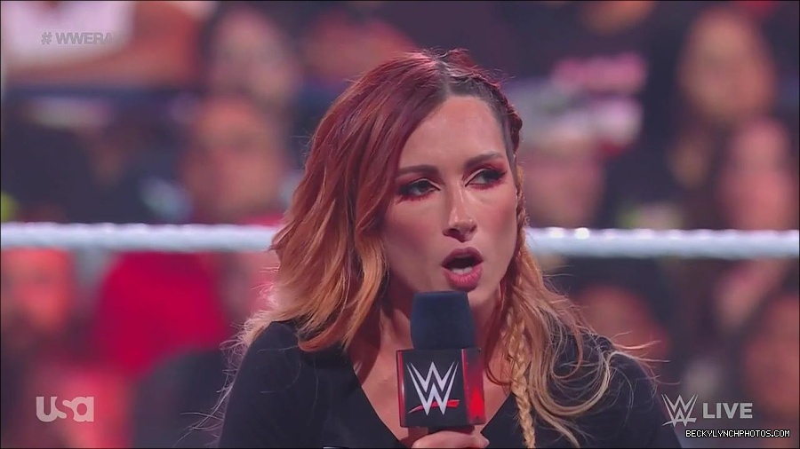 WWE_Monday_Night_Raw_2023_05_15_720p_HDTV_x264-NWCHD_mp4_003219971.jpg
