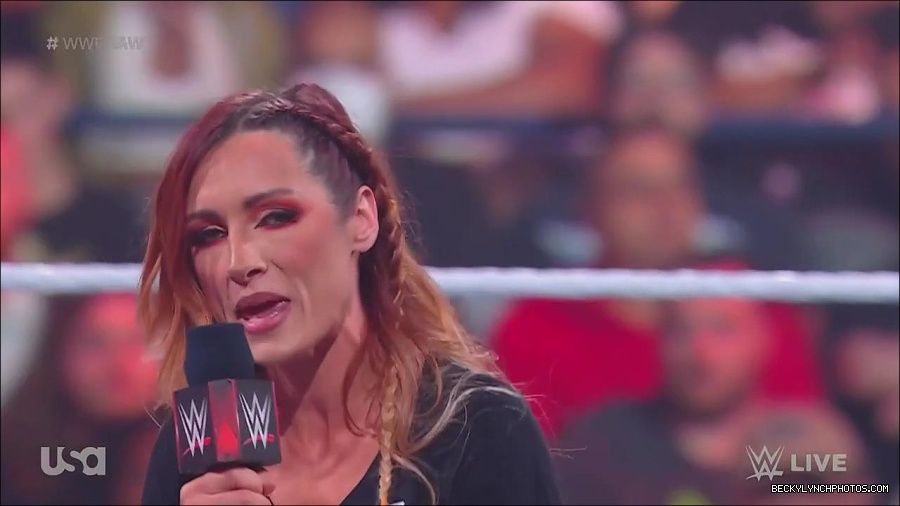 WWE_Monday_Night_Raw_2023_05_15_720p_HDTV_x264-NWCHD_mp4_003223174.jpg