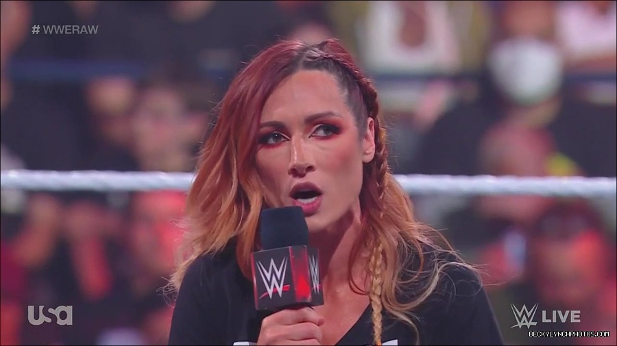 WWE_Monday_Night_Raw_2023_05_15_720p_HDTV_x264-NWCHD_mp4_003224375.jpg