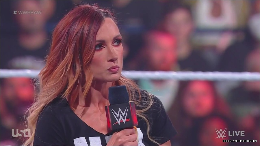 WWE_Monday_Night_Raw_2023_05_15_720p_HDTV_x264-NWCHD_mp4_003225977.jpg