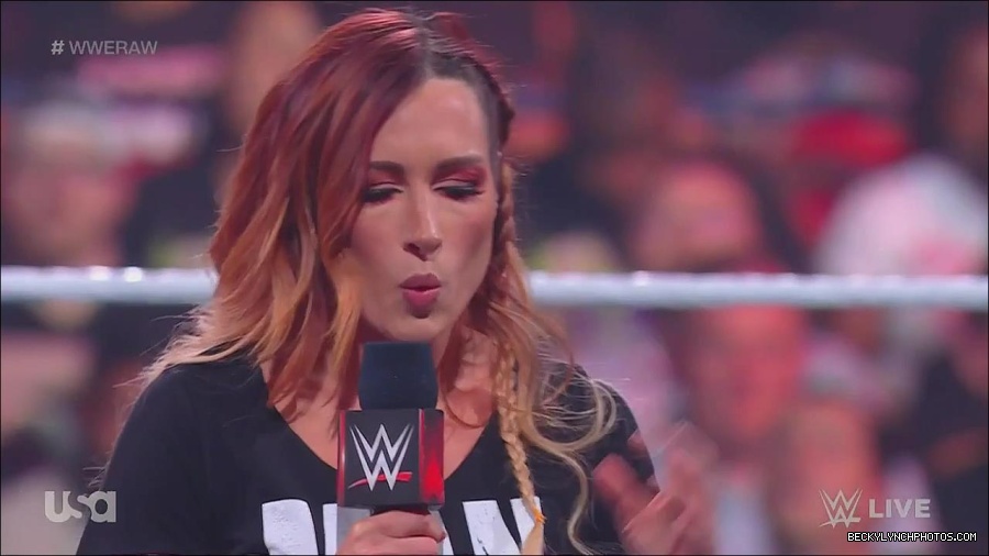 WWE_Monday_Night_Raw_2023_05_15_720p_HDTV_x264-NWCHD_mp4_003235987.jpg