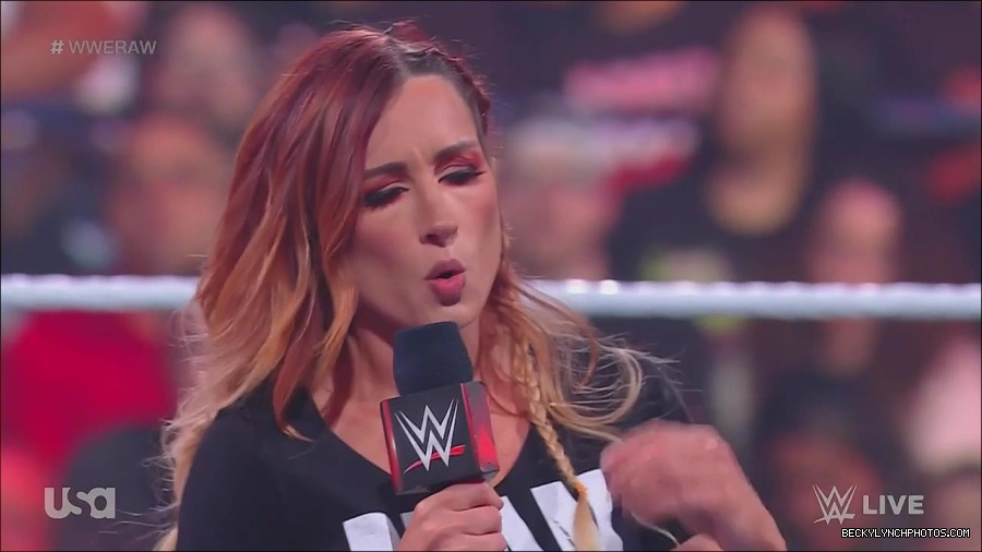 WWE_Monday_Night_Raw_2023_05_15_720p_HDTV_x264-NWCHD_mp4_003236787.jpg