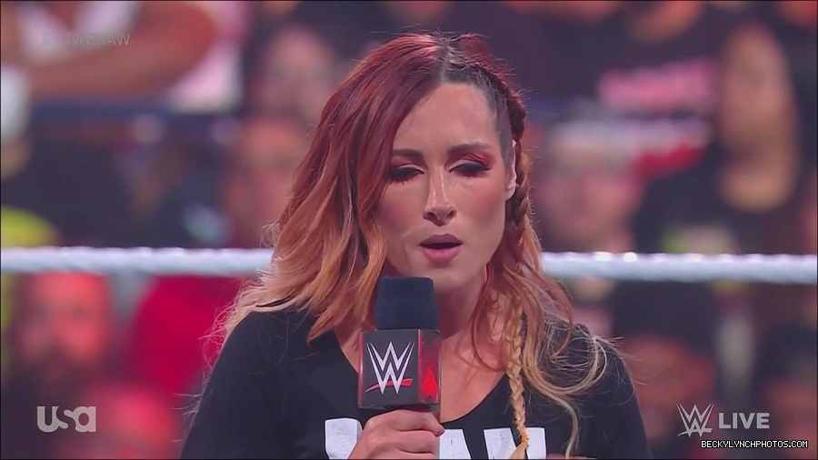 WWE_Monday_Night_Raw_2023_05_15_720p_HDTV_x264-NWCHD_mp4_003237588.jpg