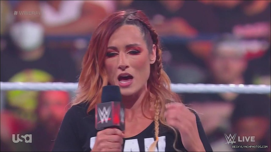 WWE_Monday_Night_Raw_2023_05_15_720p_HDTV_x264-NWCHD_mp4_003237989.jpg