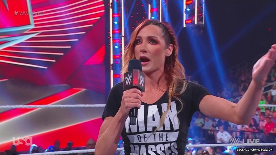 WWE_Monday_Night_Raw_2023_05_15_720p_HDTV_x264-NWCHD_mp4_003243194.jpg