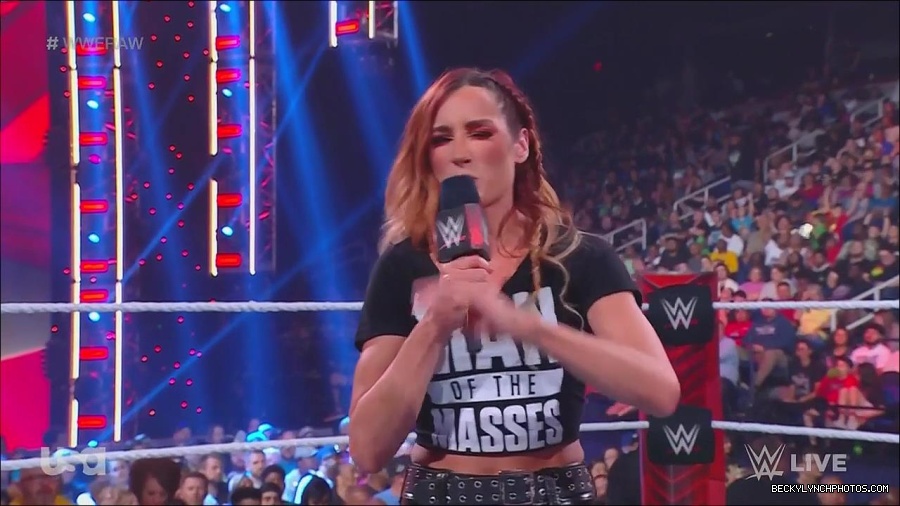 WWE_Monday_Night_Raw_2023_05_15_720p_HDTV_x264-NWCHD_mp4_003247198.jpg
