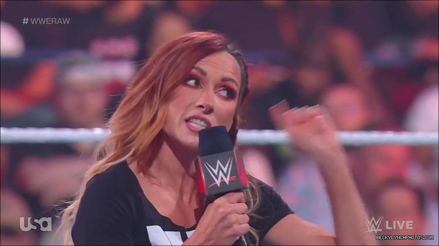 WWE_Monday_Night_Raw_2023_05_15_720p_HDTV_x264-NWCHD_mp4_003270021.jpg