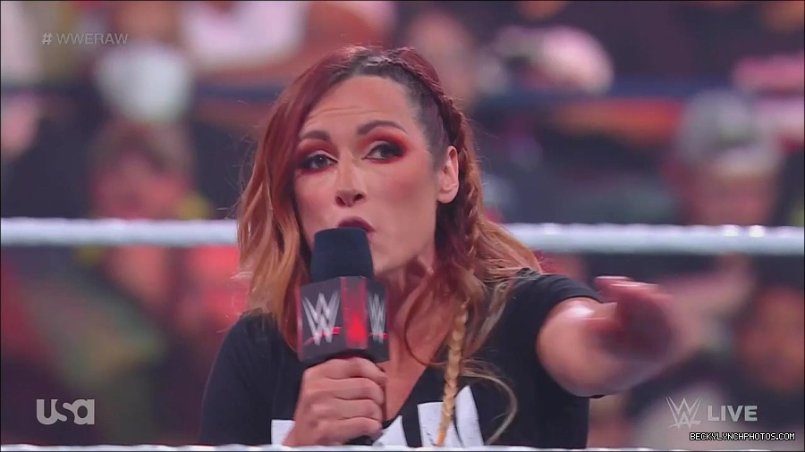 WWE_Monday_Night_Raw_2023_05_15_720p_HDTV_x264-NWCHD_mp4_003282033.jpg