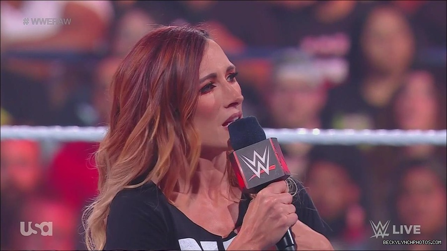 WWE_Monday_Night_Raw_2023_05_15_720p_HDTV_x264-NWCHD_mp4_003287638.jpg