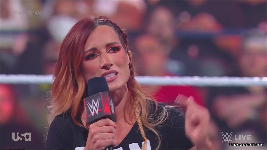 WWE_Monday_Night_Raw_2023_05_15_720p_HDTV_x264-NWCHD_mp4_003291242.jpg