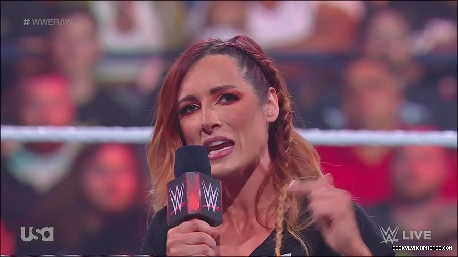 WWE_Monday_Night_Raw_2023_05_15_720p_HDTV_x264-NWCHD_mp4_003292443.jpg