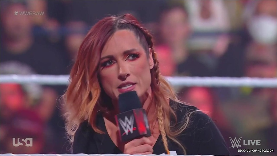 WWE_Monday_Night_Raw_2023_05_15_720p_HDTV_x264-NWCHD_mp4_003293644.jpg