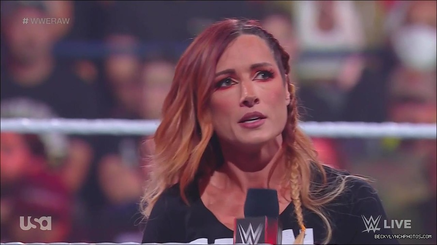 WWE_Monday_Night_Raw_2023_05_15_720p_HDTV_x264-NWCHD_mp4_003294045.jpg