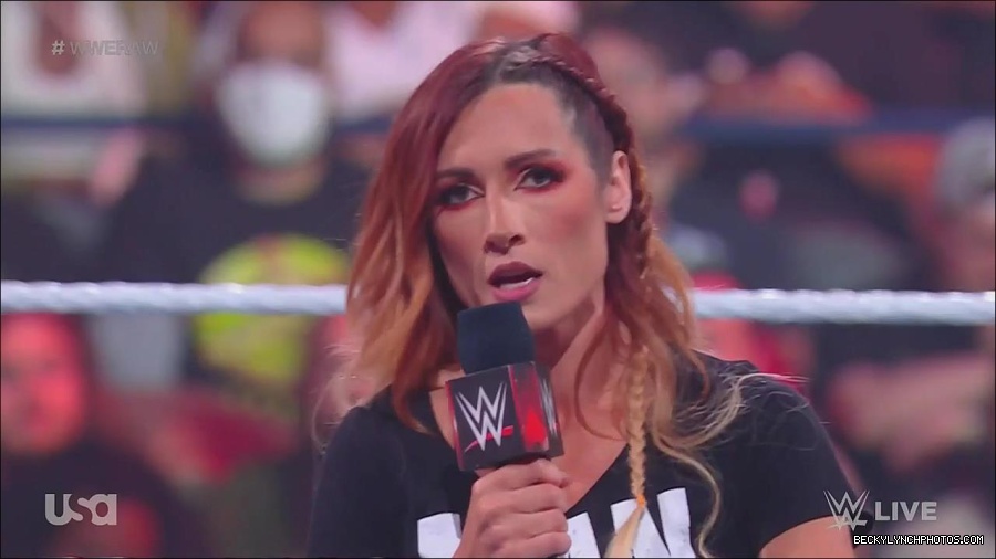 WWE_Monday_Night_Raw_2023_05_15_720p_HDTV_x264-NWCHD_mp4_003304855.jpg