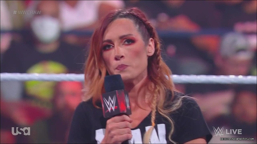 WWE_Monday_Night_Raw_2023_05_15_720p_HDTV_x264-NWCHD_mp4_003305256.jpg