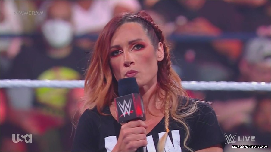 WWE_Monday_Night_Raw_2023_05_15_720p_HDTV_x264-NWCHD_mp4_003305656.jpg