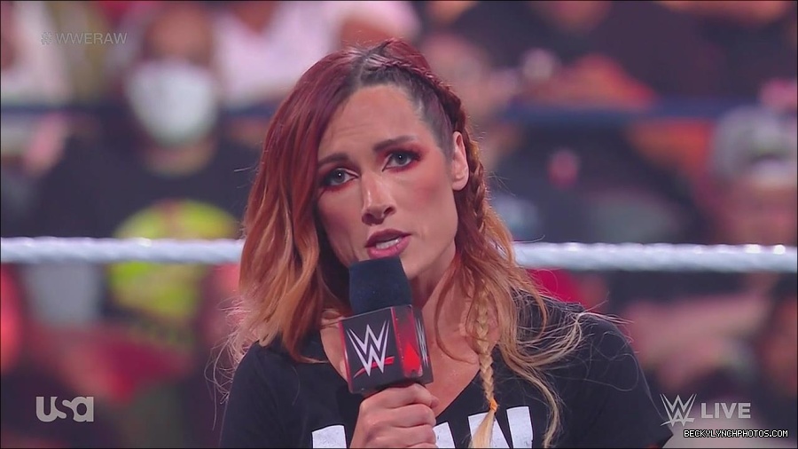 WWE_Monday_Night_Raw_2023_05_15_720p_HDTV_x264-NWCHD_mp4_003306857.jpg