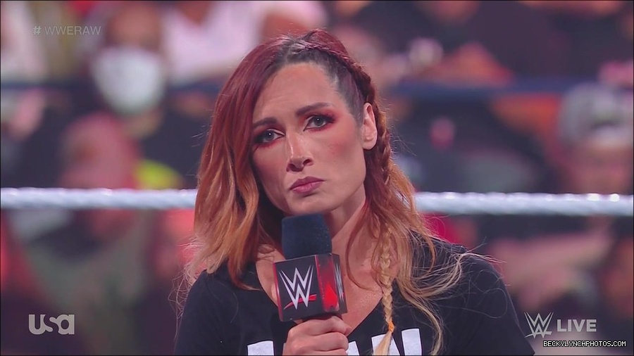 WWE_Monday_Night_Raw_2023_05_15_720p_HDTV_x264-NWCHD_mp4_003308059.jpg