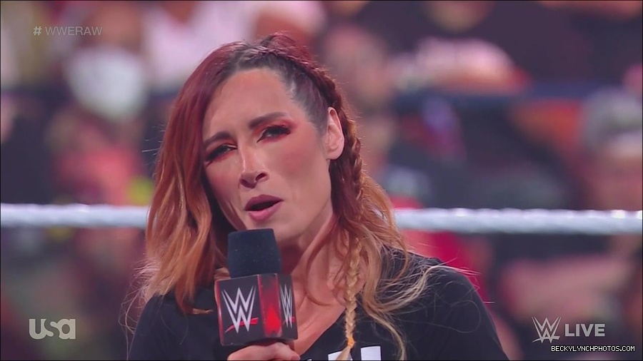 WWE_Monday_Night_Raw_2023_05_15_720p_HDTV_x264-NWCHD_mp4_003310861.jpg
